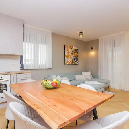 Apartment Harmony *